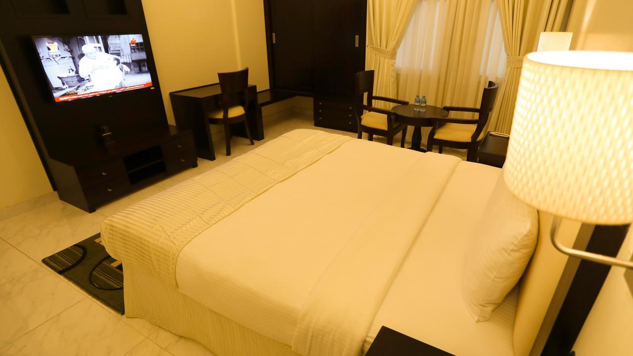 Remas Hotel Suites - Al Khoudh, Seeb, Muscat Exterior photo