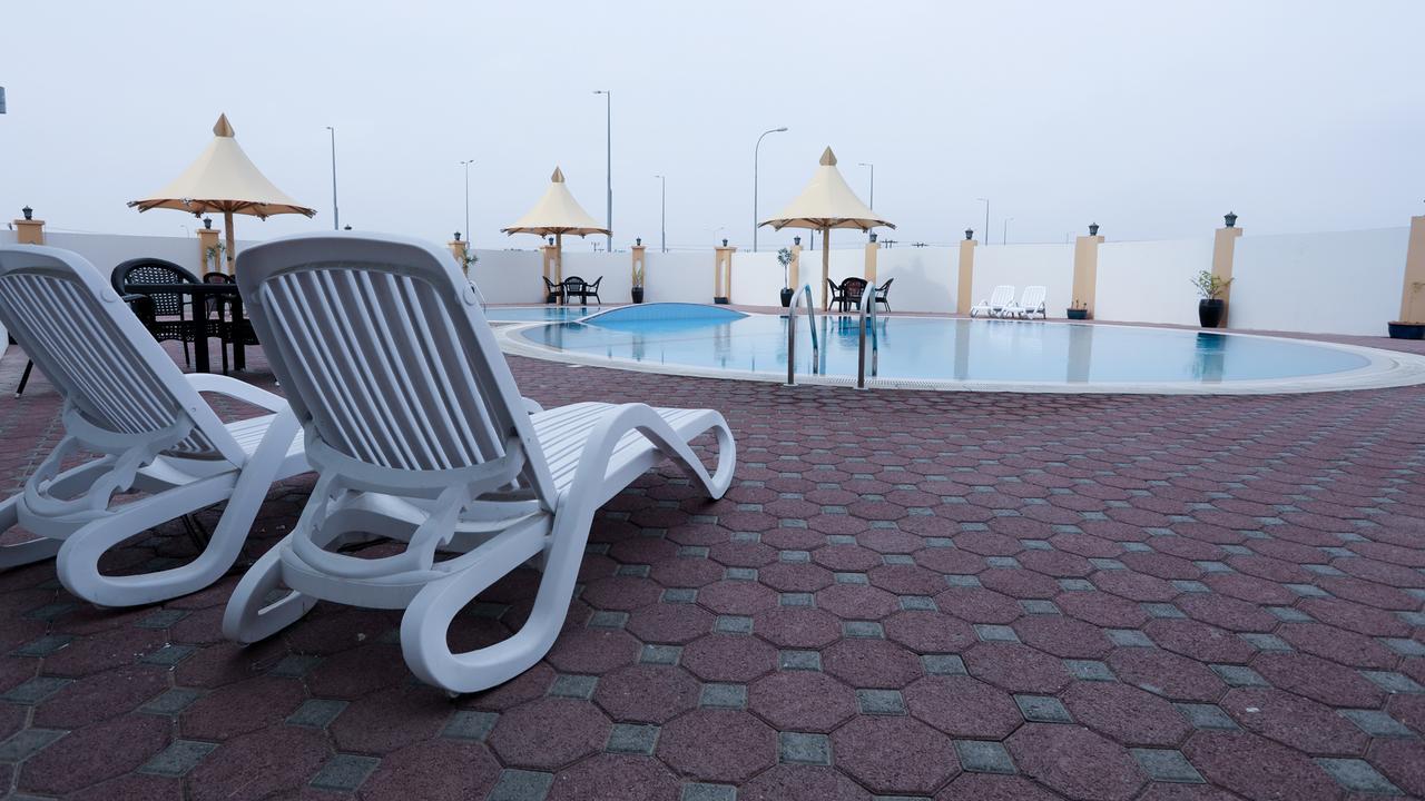 Remas Hotel Suites - Al Khoudh, Seeb, Muscat Exterior photo