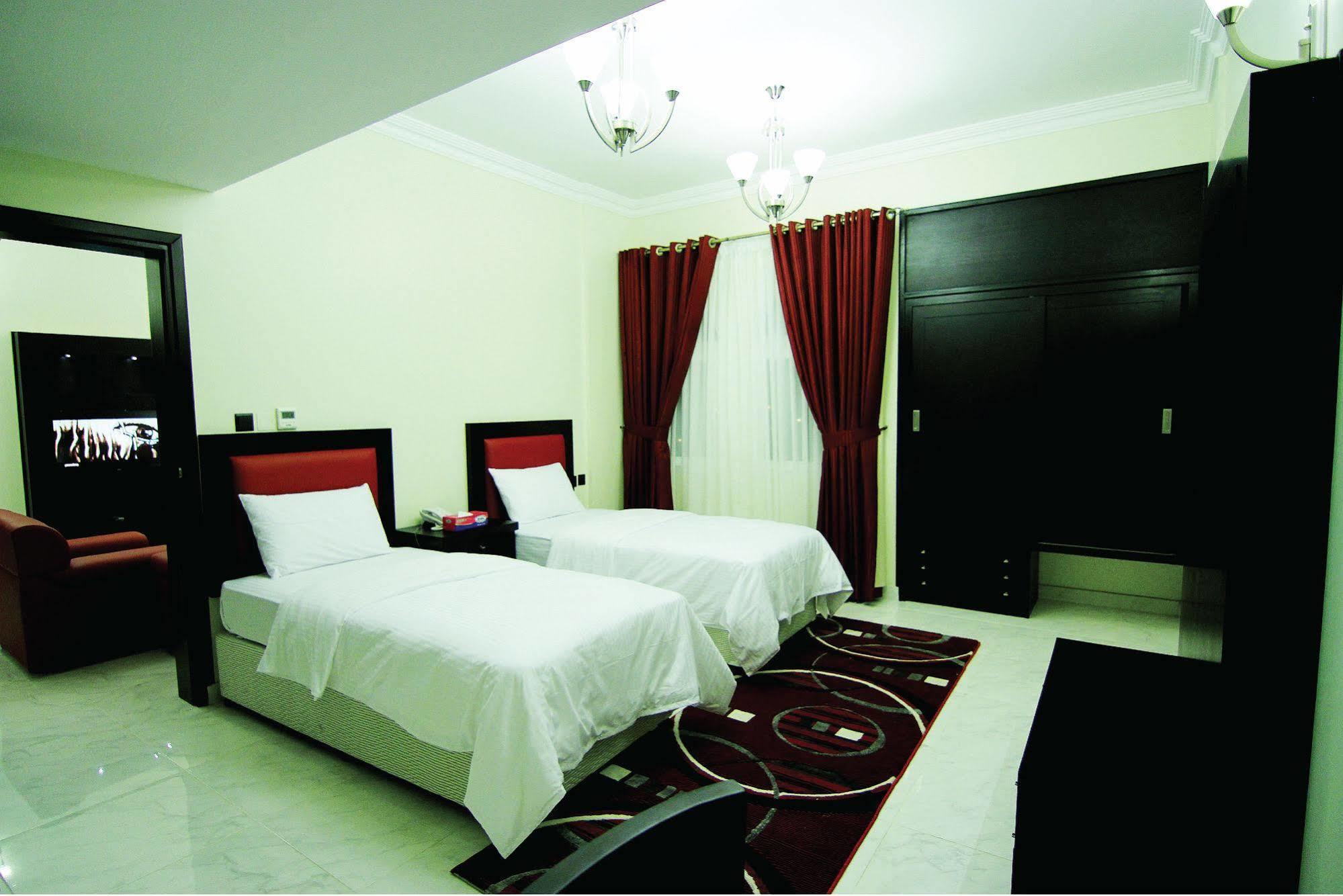 Remas Hotel Suites - Al Khoudh, Seeb, Muscat Exterior photo
